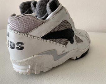 Buy Kangaroos Roos Basketball Shoes 80's White Black Silver Online in India  - Etsy