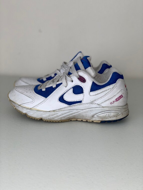 Nike Air Run Walk 90s Sneaker - image 3