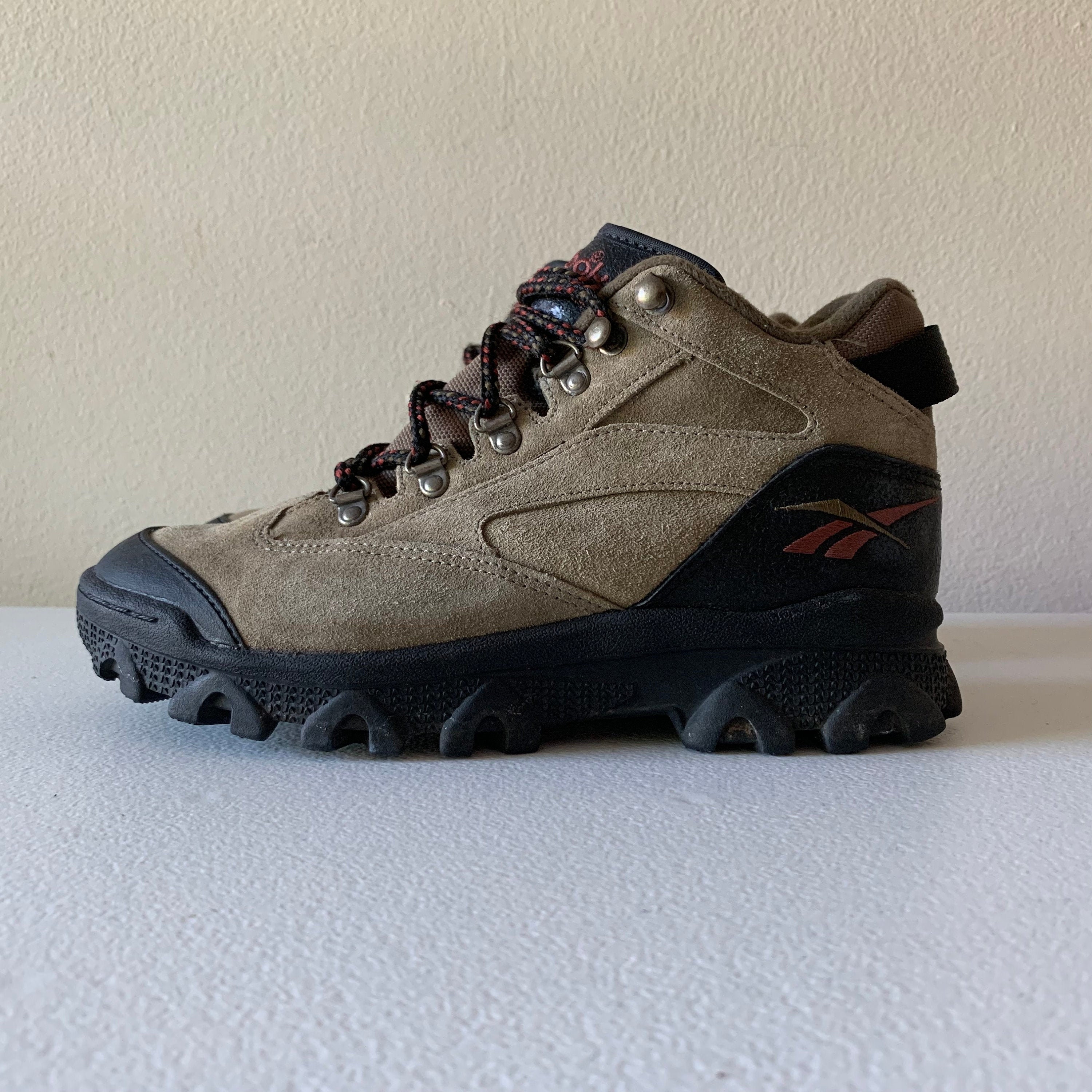 reebok hiking boots
