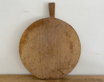 Vintage Bread Board 17.5" Tall - Round Turkish Bread Board - Antique Charcuterie Board - Primitive Cutting Board - Rustic Bread Board