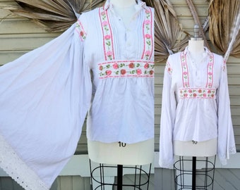 Vintage 70s White cotton Angel Sleeve Peasant Blouse