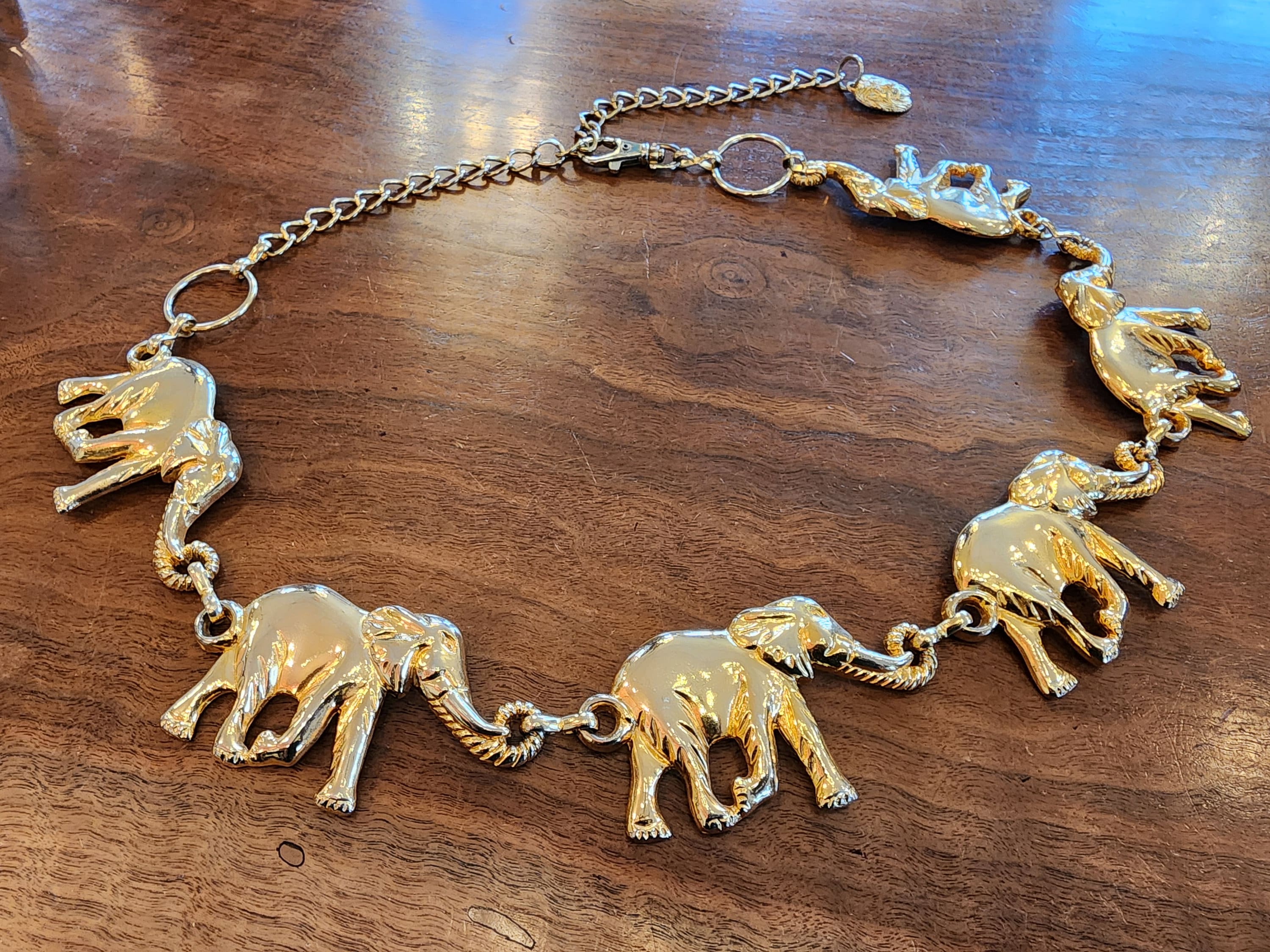 Gold Elephant Chain belt Fun! 1980s Amazing Heavy Gold Plated Elephant Link Chain  main image 3