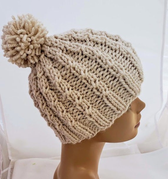 skiing bobble hat