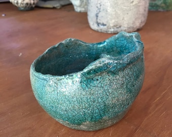 Ceramic Raku the pot