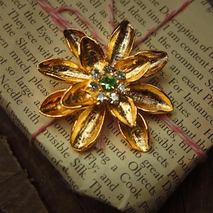 Lily Brooch antique vintage styled, bridesmaid, rhinestone diamante, wedding, mothers gift, men lapel, enamel, hijab #5284
