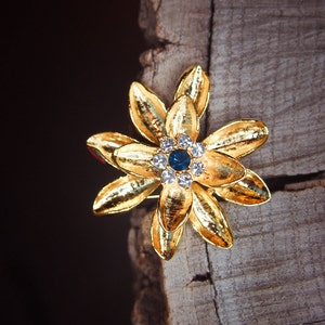Lily  Brooch antique vintage styled, bridesmaid, rhinestone diamante, wedding, mothers gift, men lapel, enamel, hijab #5671