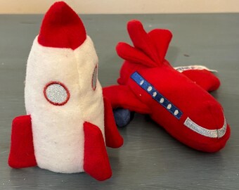 Mary Meyers Rocket and Jet Airplane Finger Puppet
