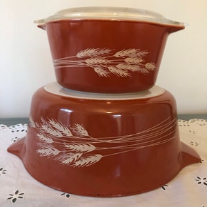 Pyrex Autumn Harvest Wheat Small 473 B One Liter with Lid