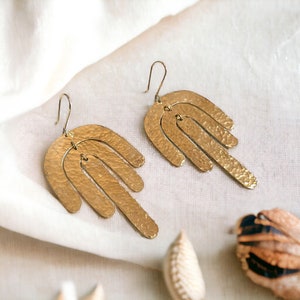 Maya Earrings // Brass Earrings // Brass Dangle Earrings // Brass Arch Earrings // Brass Boho Earrings // Hammered Brass Earrings