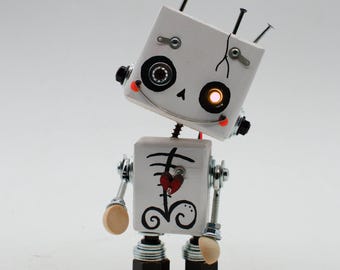 wooden robot courtesy light. Hand made robot-style wooden lamp with battery