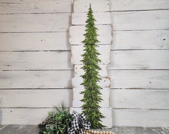 Pine tree, Christmas tree, white washed Reclaimed Wood Pallet Art, winter snow, christmas Hand painted, upcycled, Wall art, Distressed