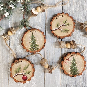 Christmas Ornaments, Wood Slice Ornaments, Merry Christmas, Christmas Wood  Slices, Handpainted Ornaments, Christmas Gift Ideas 