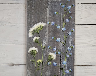 Wild flowers pallet art, Farmhouse decor, hand painted flowers, Mom Birthday or gift for her, Rustic shabby gift for flower lover