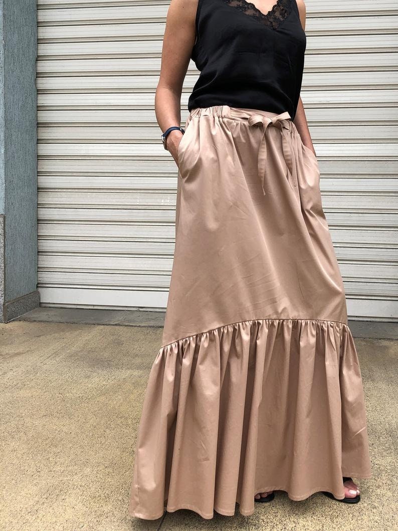 Women Long Elegant Skirt / Maxi Cotton Skirt / Oversize Summer Maxi Skirt with Pockets Ruffle Shuffle image 2