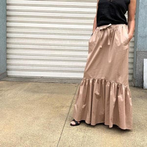 Women Long Elegant Skirt / Maxi Cotton Skirt / Oversize Summer Maxi Skirt with Pockets Ruffle Shuffle image 3