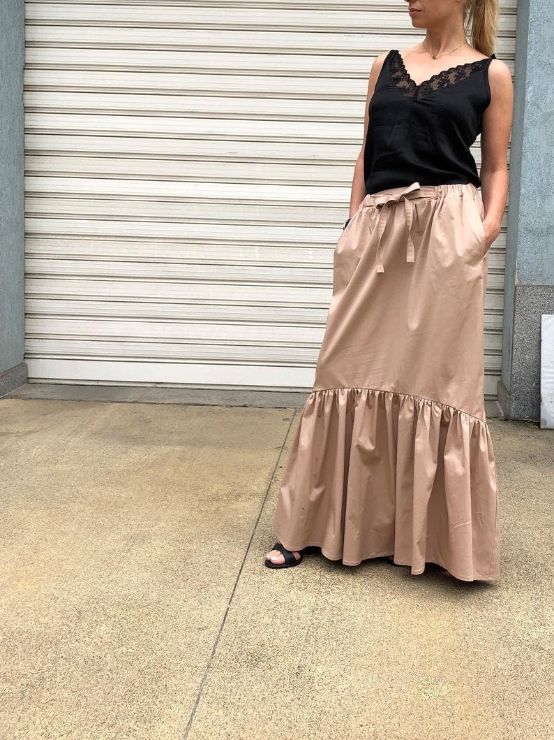 Women Long Elegant Skirt / Maxi Cotton Skirt / Oversize Summer Maxi Skirt with Pockets Ruffle Shuffle image 3