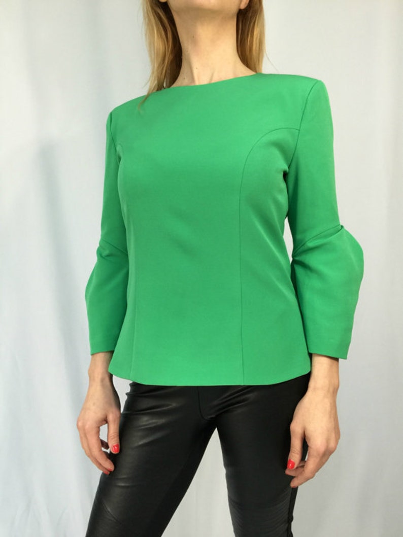 Women Elegant Blouse / Green Extravagant Top / Wide Sleeves | Etsy