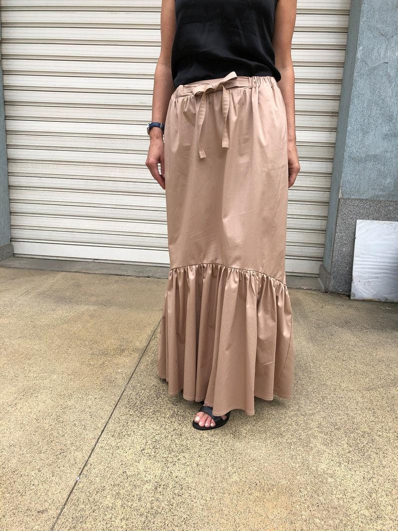 Women Long Elegant Skirt / Maxi Cotton Skirt / Oversize Summer Maxi Skirt with Pockets Ruffle Shuffle image 7