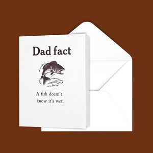 Papa Fait qu’un poisson ne sait pas qu’il est mouillé. Carte