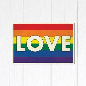 Carte postale Love Rainbow Flag
