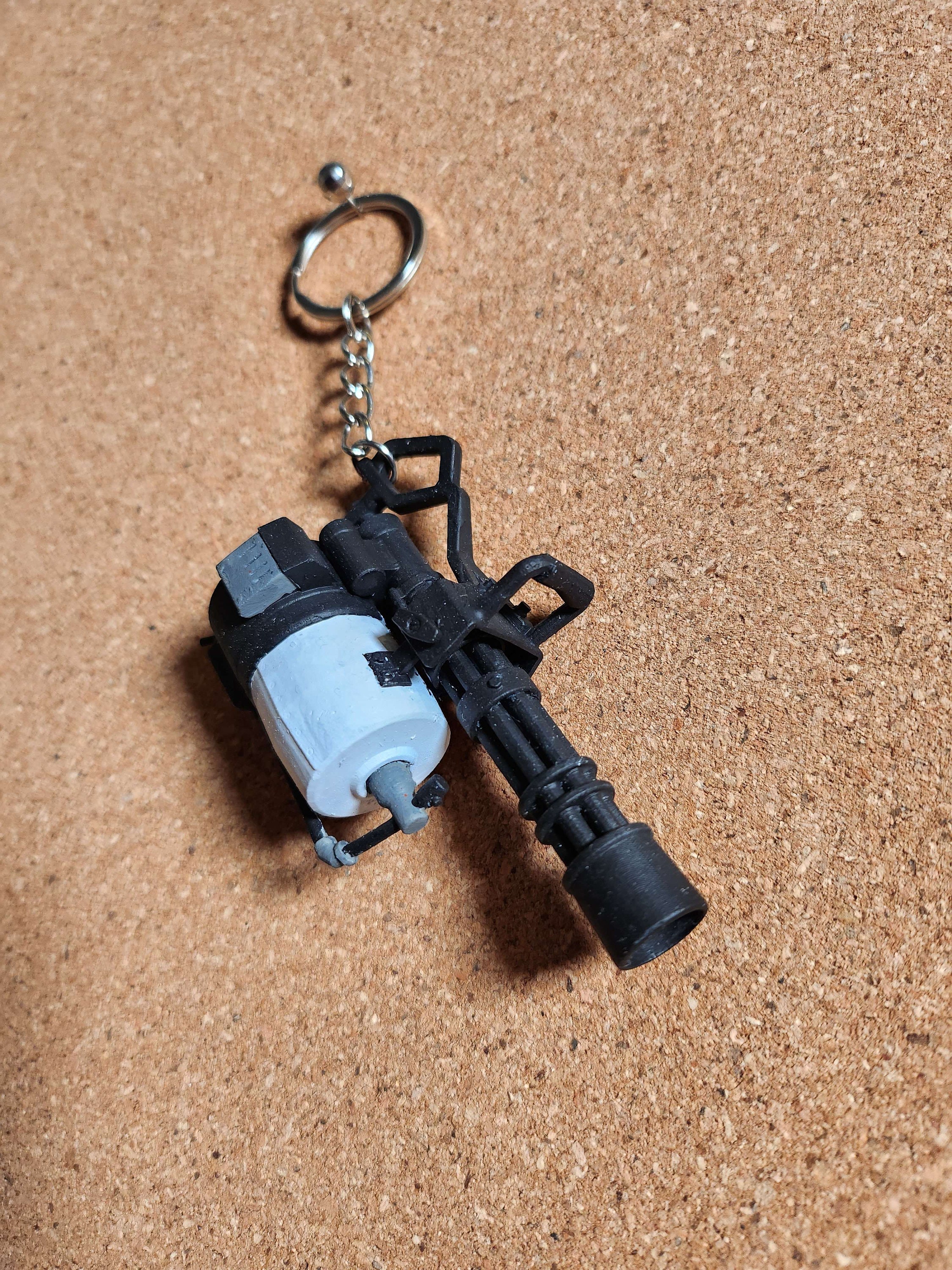 TF2 Minigun Keychain Team Fortress 2 Keychain Resin Handpainted Charm