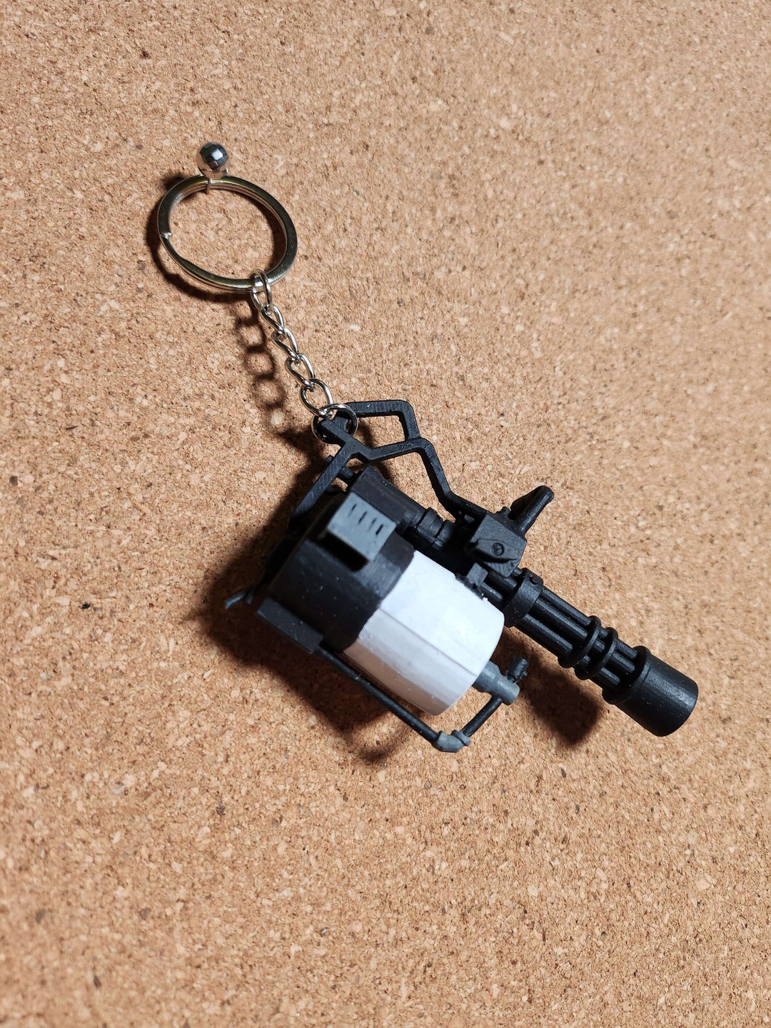 TF2 Minigun Keychain Team Fortress 2 Keychain Resin Handpainted Charm
