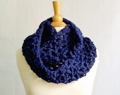 Blue Knitted Scarf for Women, Navy Scarf, Navy Infinity Scarf, Chunky Knit Scarf, Knitted Infinity Scarf, Christmas Gifts for Mom