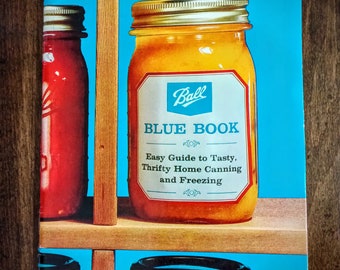 Vintage 1966 Ball Blue Book LIKE NEW