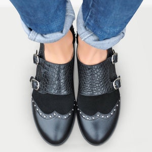 Baron - Women&#39;s leather shoes with studs, monk strap shoes in black leather with croc embossed accents, fully handmade and customizable
