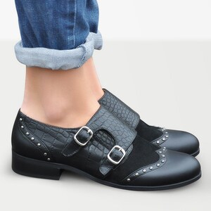 Black shoes with buckles for ladies