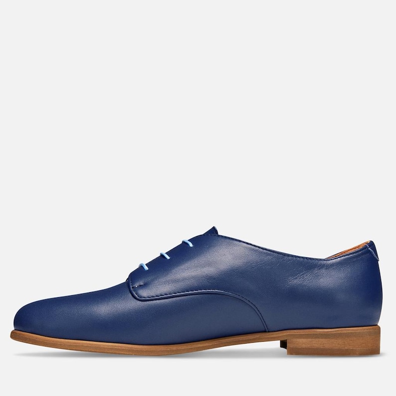 Minimalist shoes