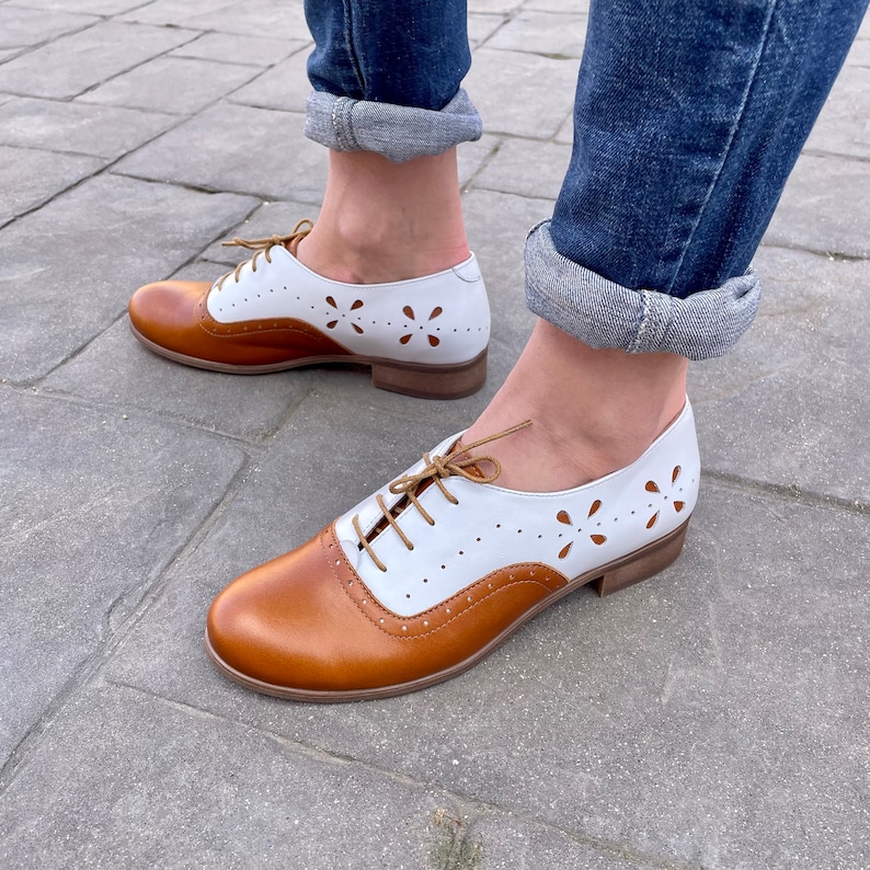 Women’s Oxford Shoes – Vintage 1920s, 1930s, 1940s, 1950s Heels     Venice - Womens Perforated Leather Oxfords Classic Handmade Shoes Brown shoes Custom Shoes FREE customization!!!  AT vintagedancer.com