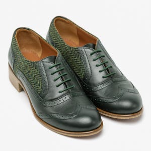 Emerald - Women&#39;s Oxfords Shoes with Tweed Canvas, Dress Shoes from a Dark Green Leather, Handcrafted and Customizable