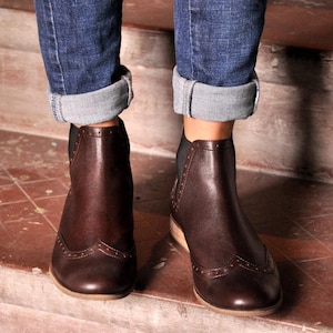 Chelsea - Women&#39;s brown dress boots, slip on Chelsea boots with brogues, elasticated side panels and elegant soles, fully handcrafted