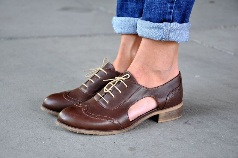womens cutout oxfords