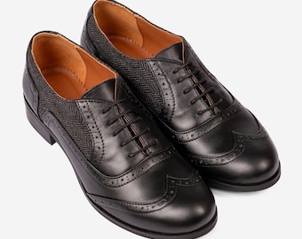 Leeds: Women’s Black Leather and Grey Tweed Oxford Brogues – Lace-Up British Heritage Shoes, Handmade and Customizable