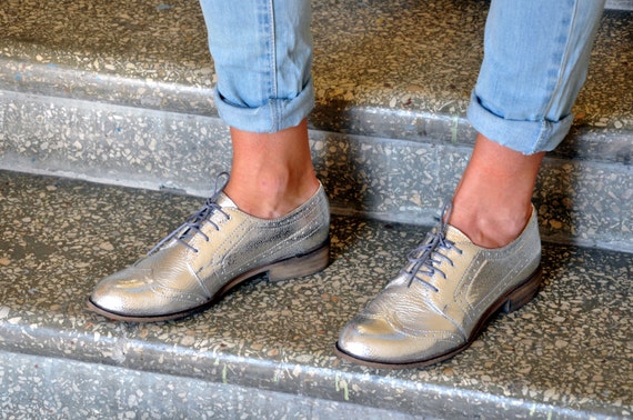 Silver womens oxfords discount