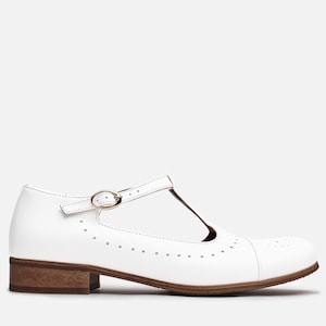Jane - Women&#39;s Mary Jane shoes in crystal white leather, t-strap ballet flats with delicate brogues, fully handcrafted and customizable