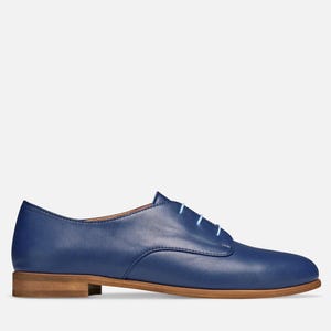 Ladies derby shoes