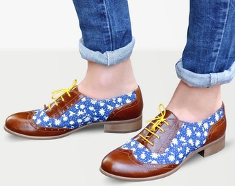 Hudson Womens Oxfords Floral Shoes 