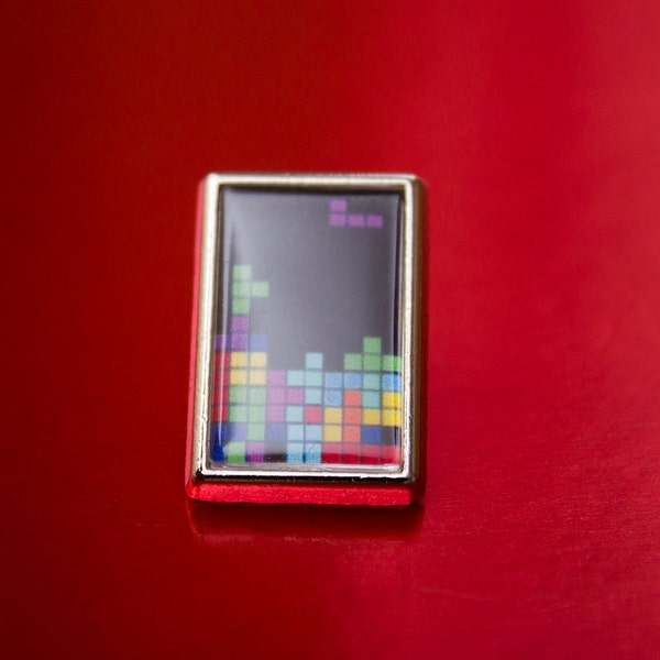 Les joueurs rétro cool Tetris cravate/Tie Pin Badge