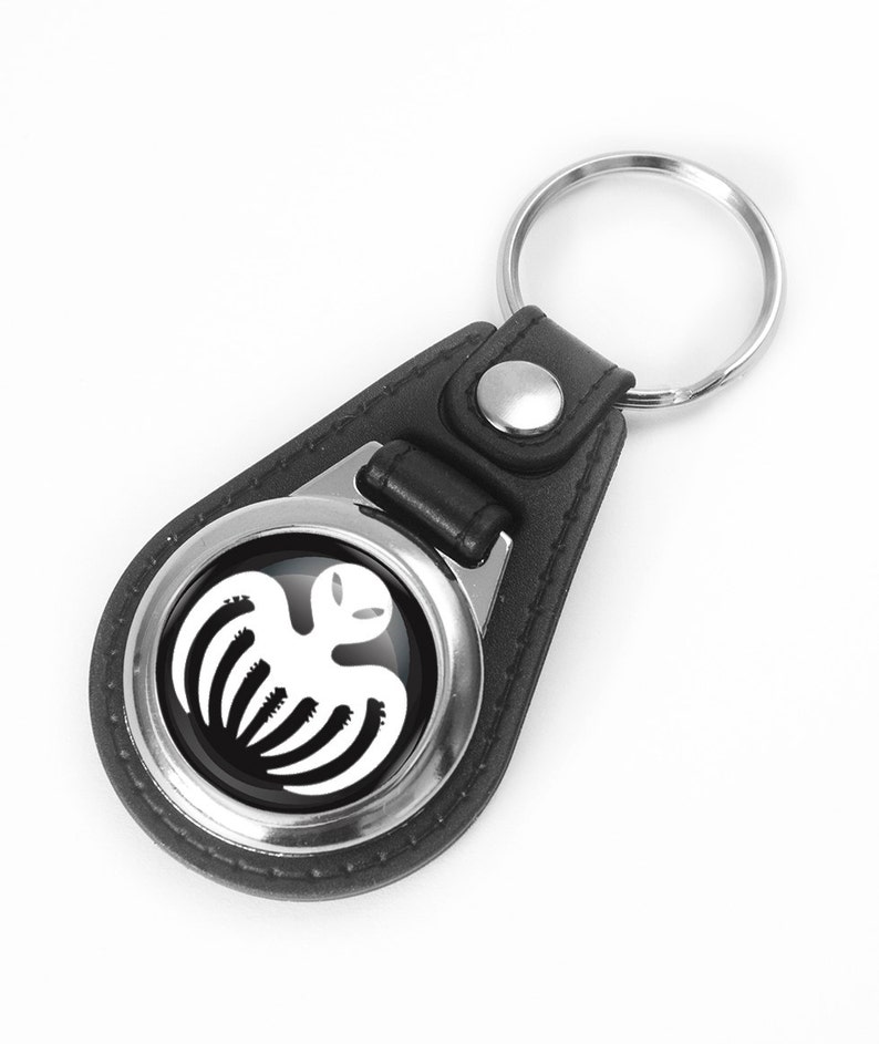 Great James Bond 007 Spectre Medallion Keychain Etsy