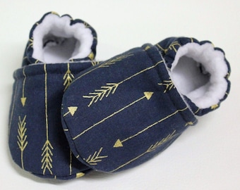 Navy soft baby shoes, baby shoes girl, soft sole, baby booties, arrow, toddler shoes,baby girl shoes, boy,baby moccasin,blue baby shoes,navy