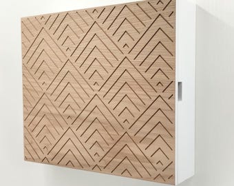 Caja grande para llaves, blanca y roble, 12 ganchos.