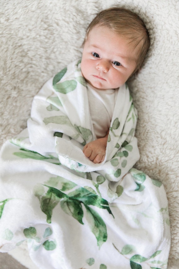 Couverture bébé personnalisée vert eucalyptus
