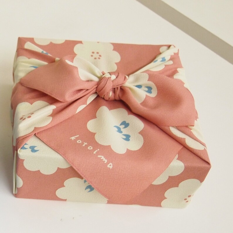 Furoshiki Japanese Traditional Fabric Wrapping Kotoima Etsy