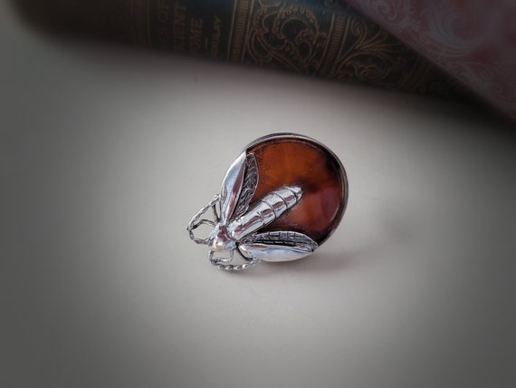 Agate & Sterling Silver Flying Insect Brooch - image 2