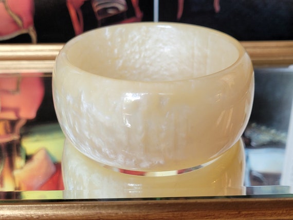 Wide Retro Statement Acrylic Bangle Bracelet Pear… - image 2