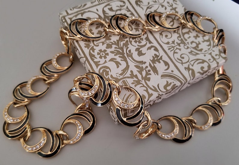 Trifari TM Black and Gold Crescent Moons Link Necklace