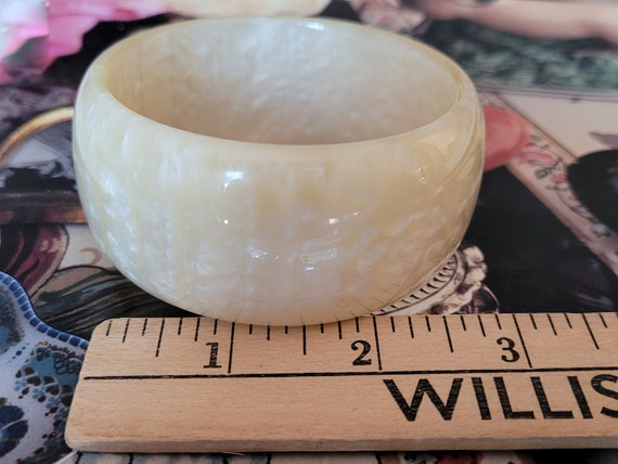Wide Retro Statement Acrylic Bangle Bracelet Pear… - image 4